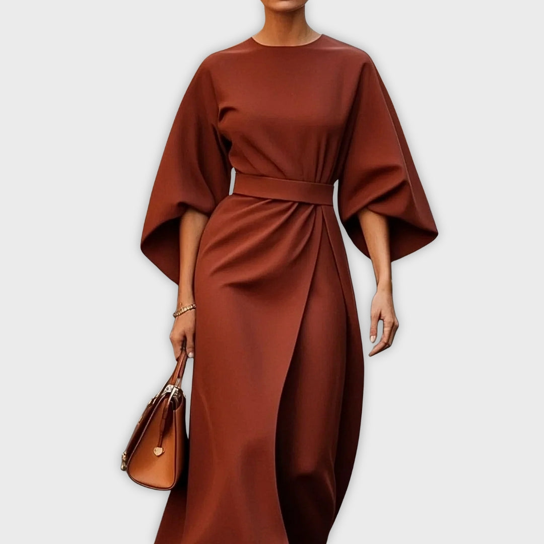 Olivia | Elegancka sukienka z paskiem i rękawami typu dolman